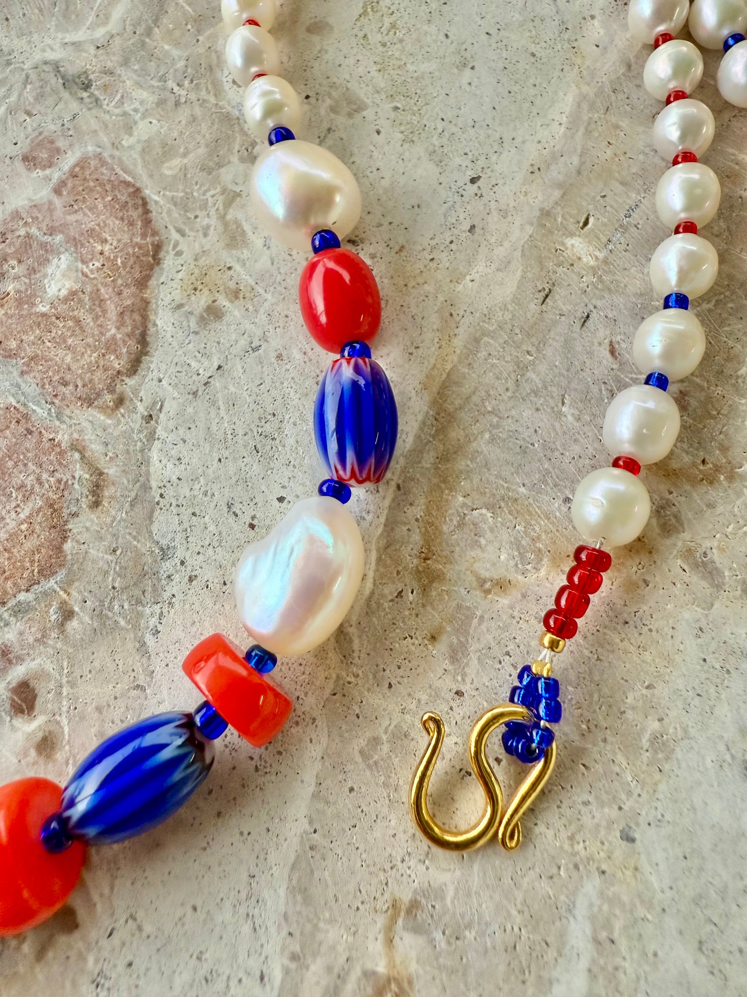 Red Shell Capri Coast Necklace