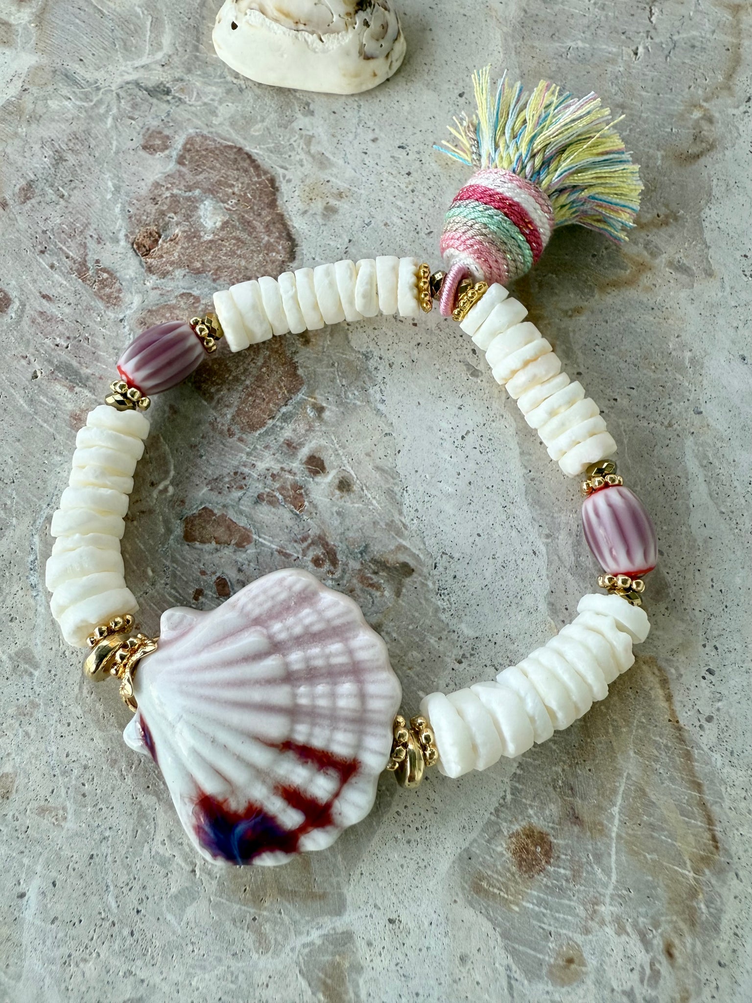 Island Clam Shell Bracelet