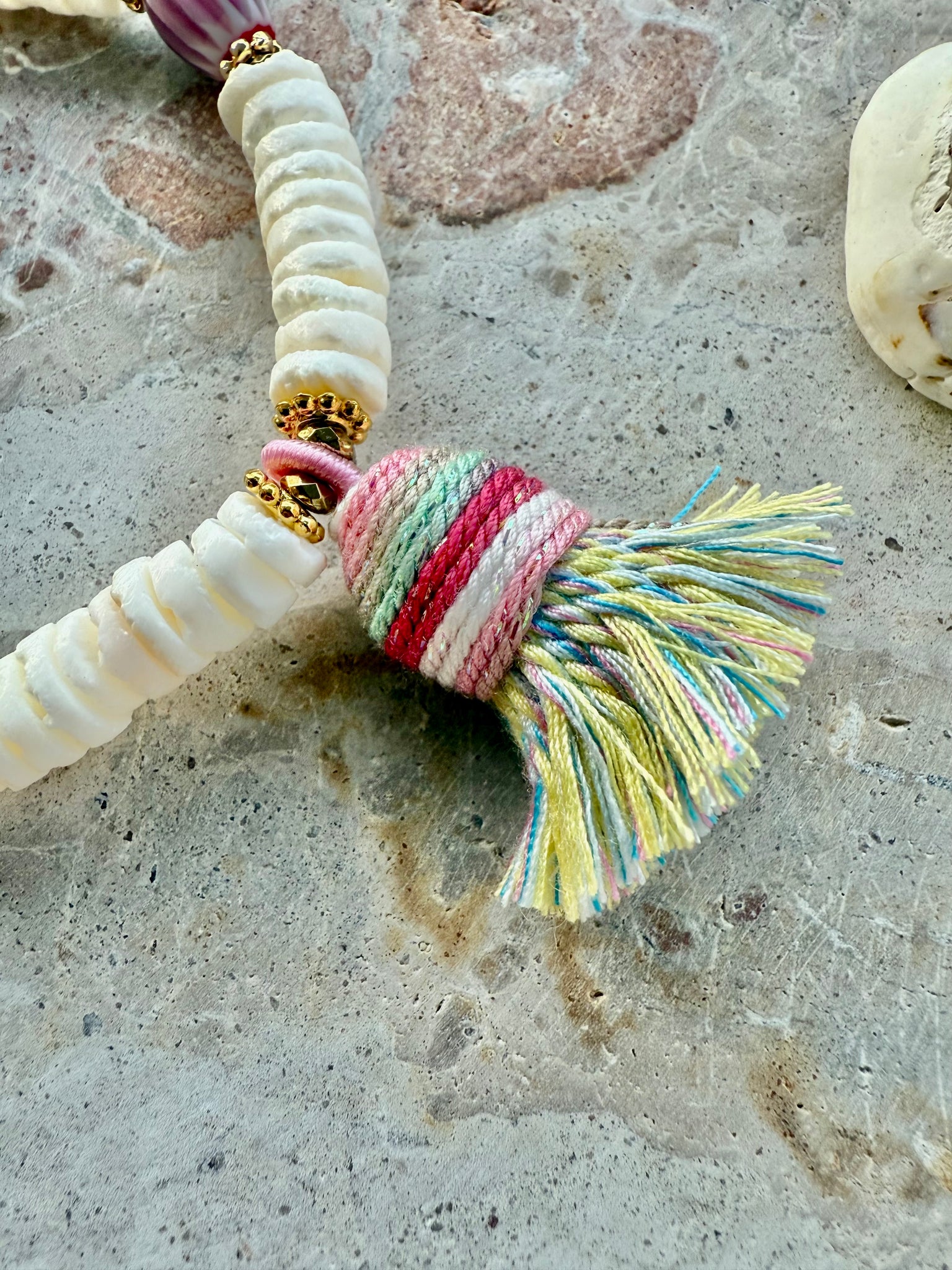 Island Clam Shell Bracelet