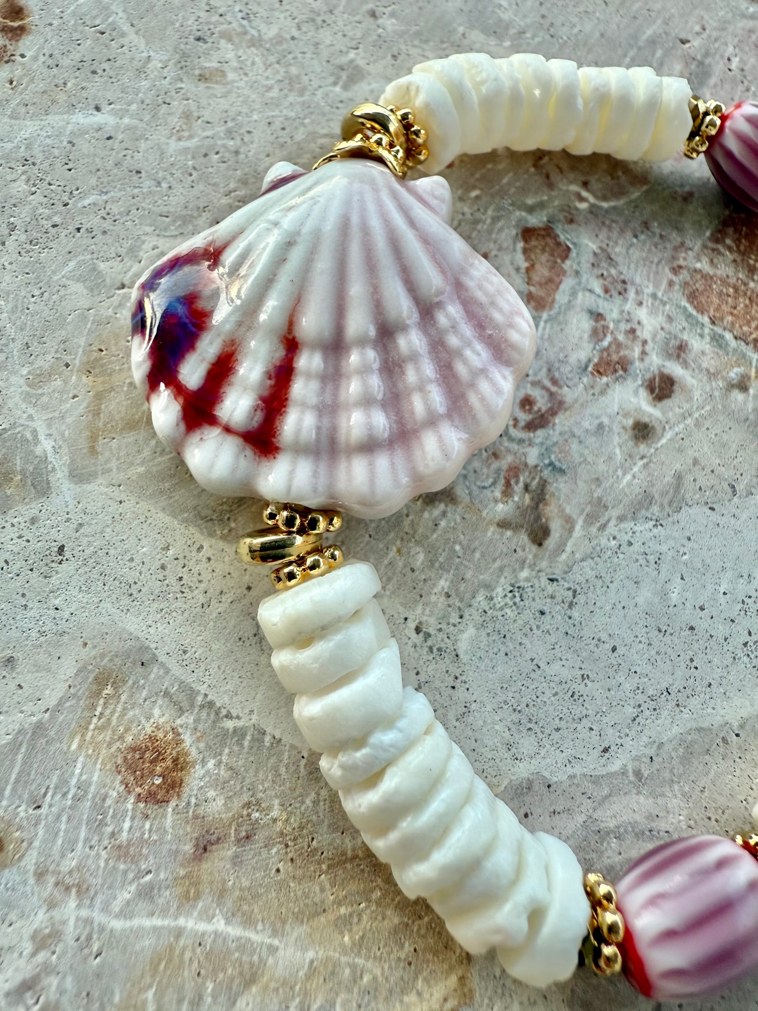 Island Clam Shell Bracelet