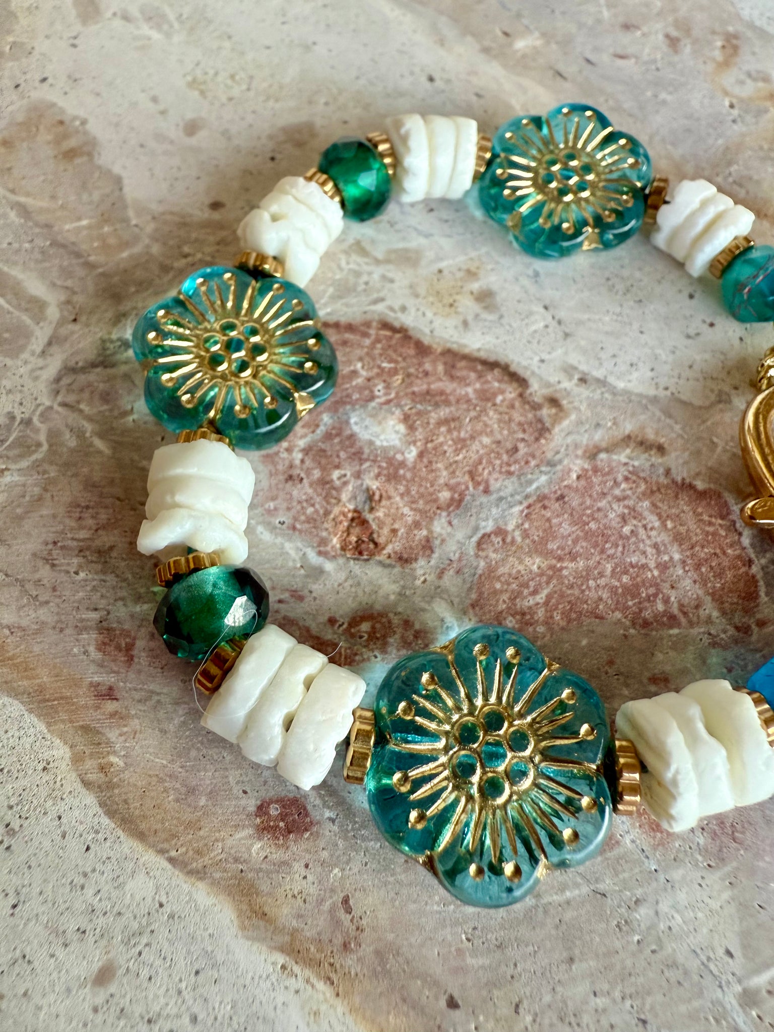 Aqua Shell Flower Bracelet