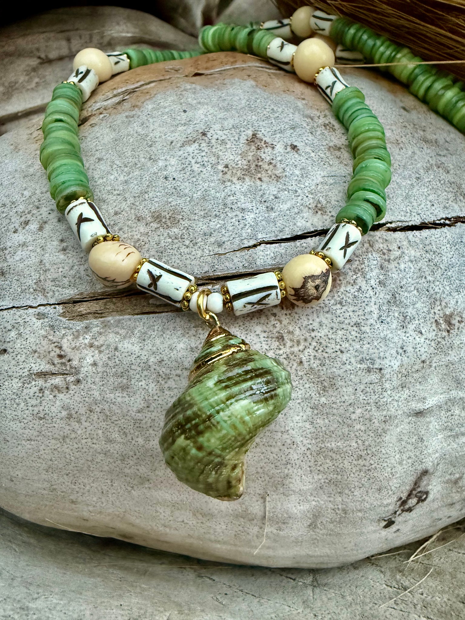 Green Islander Shell Necklace