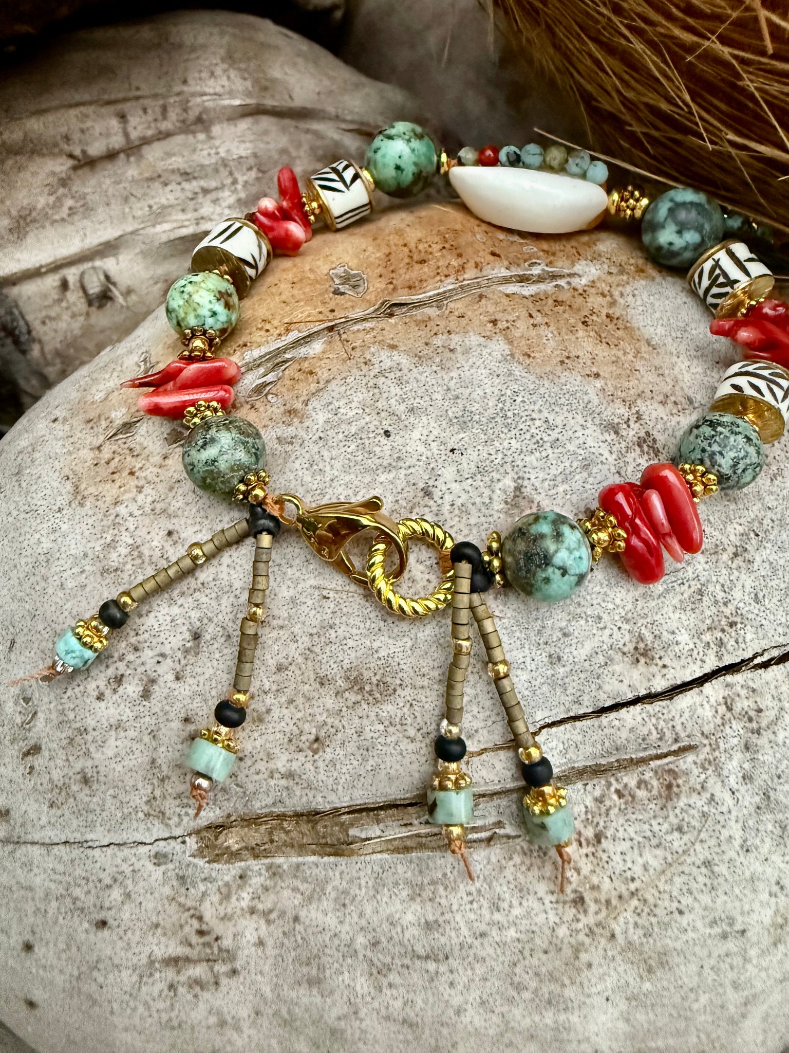 Hawaii Island Cowrie Bracelet