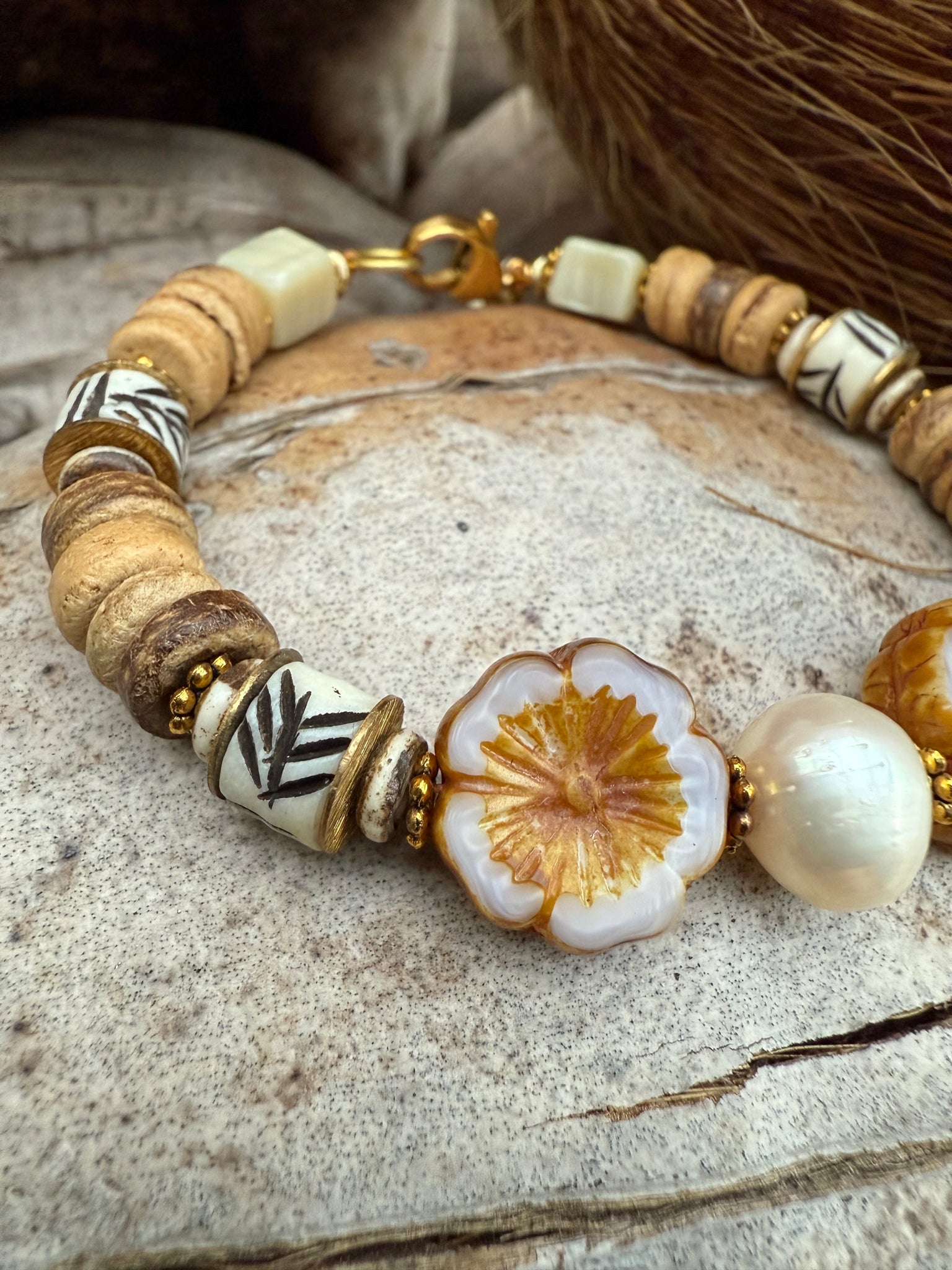 Hawaii Shell Pearl Bracelet