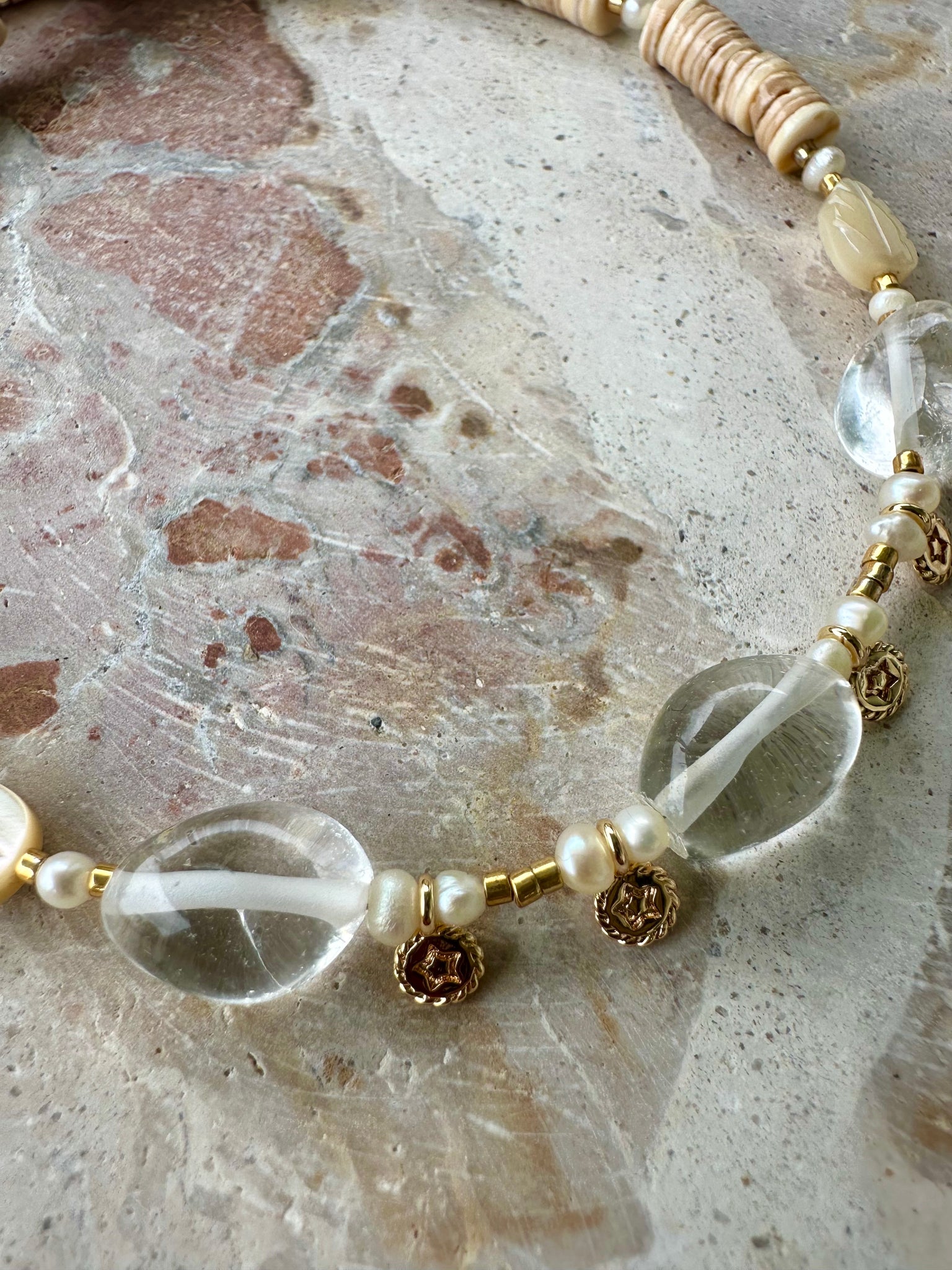 Quartz Crystal Shell Beaded Choker Necklace