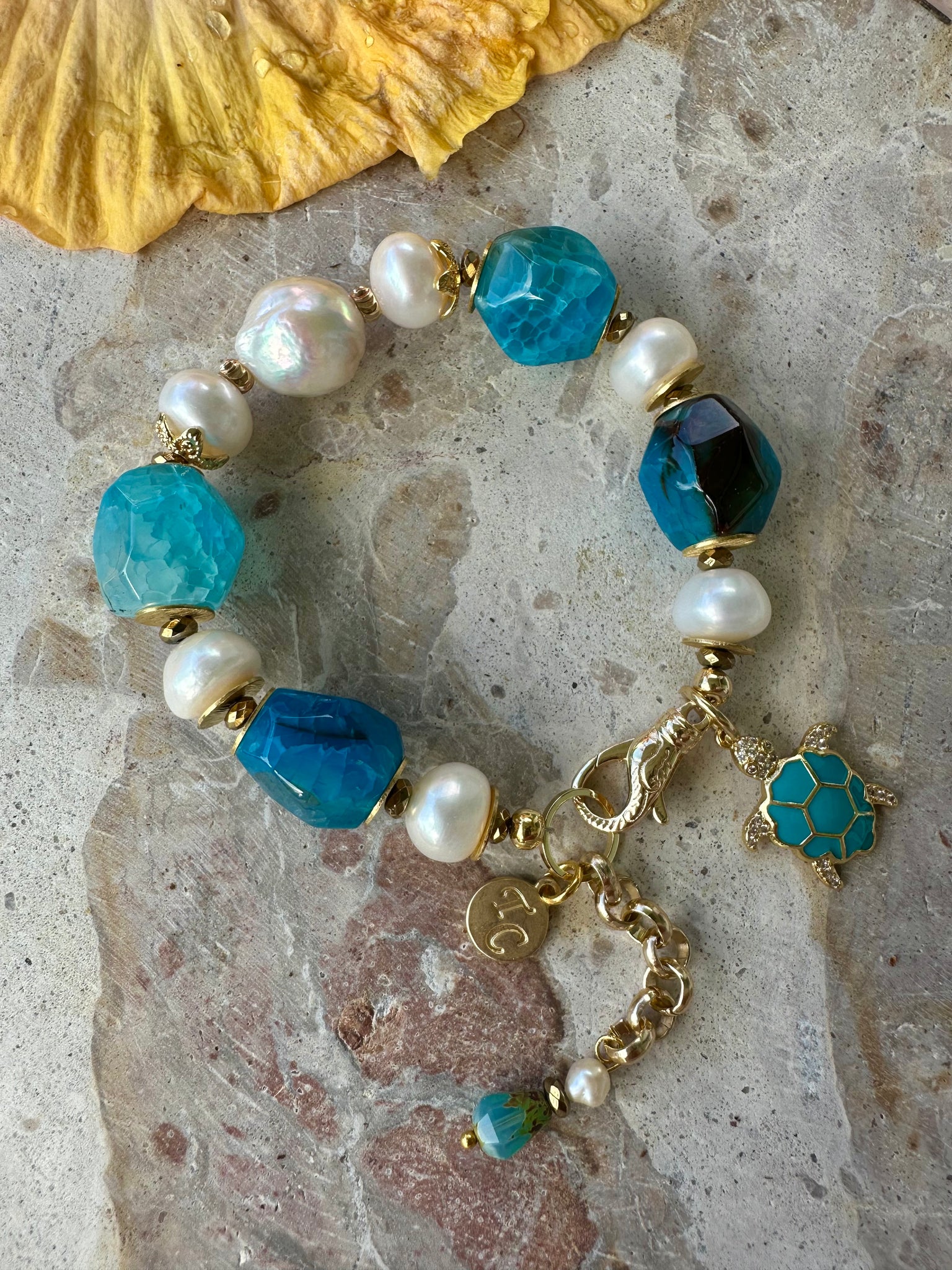 Coastal Blue Pearl Bracelet