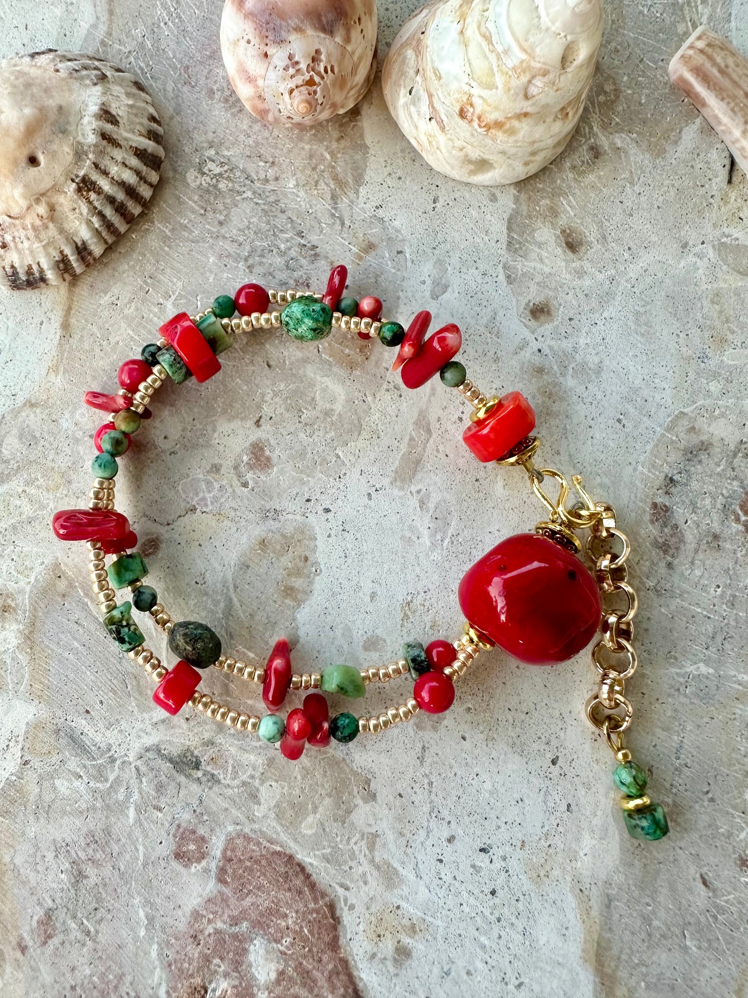 Red Shell Turquoise Bracelet