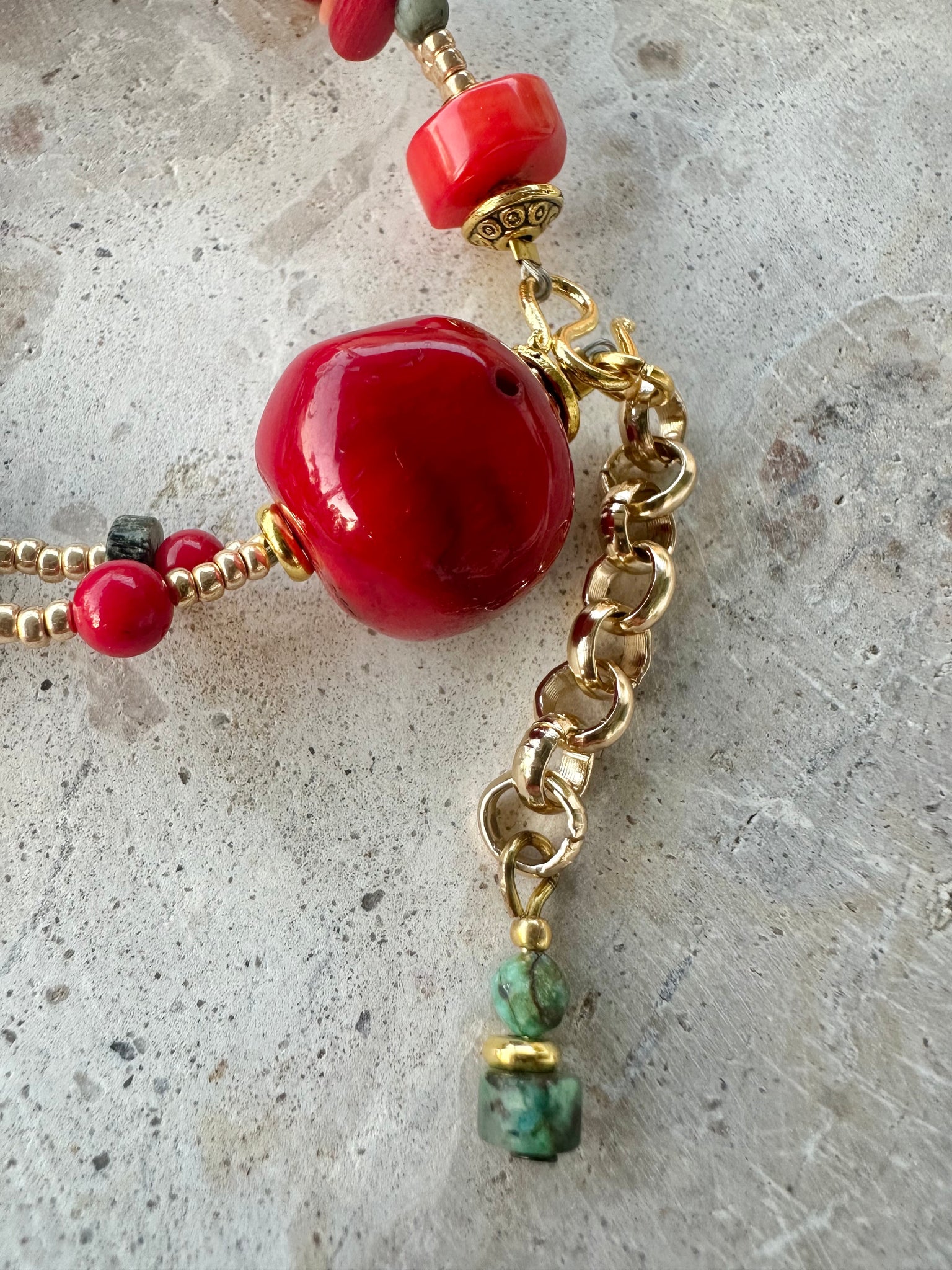 Red Shell Turquoise Bracelet