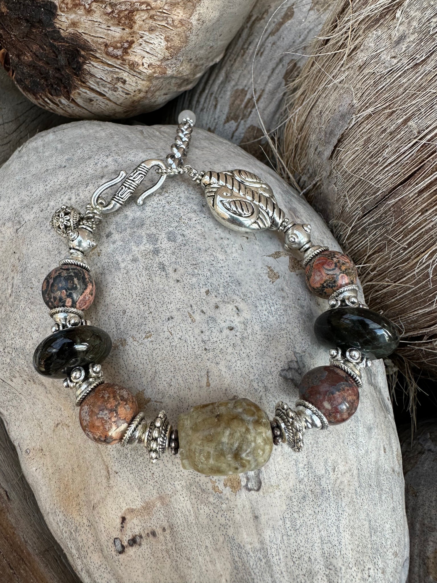 Boho Stone Vintage Bracelet