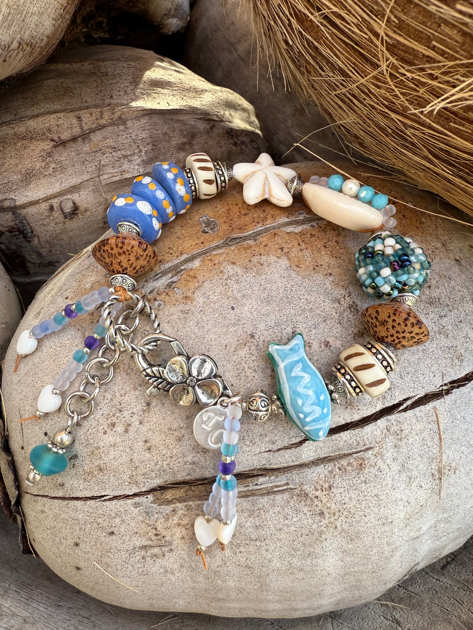 Island Ocean Cowrie Bracelet