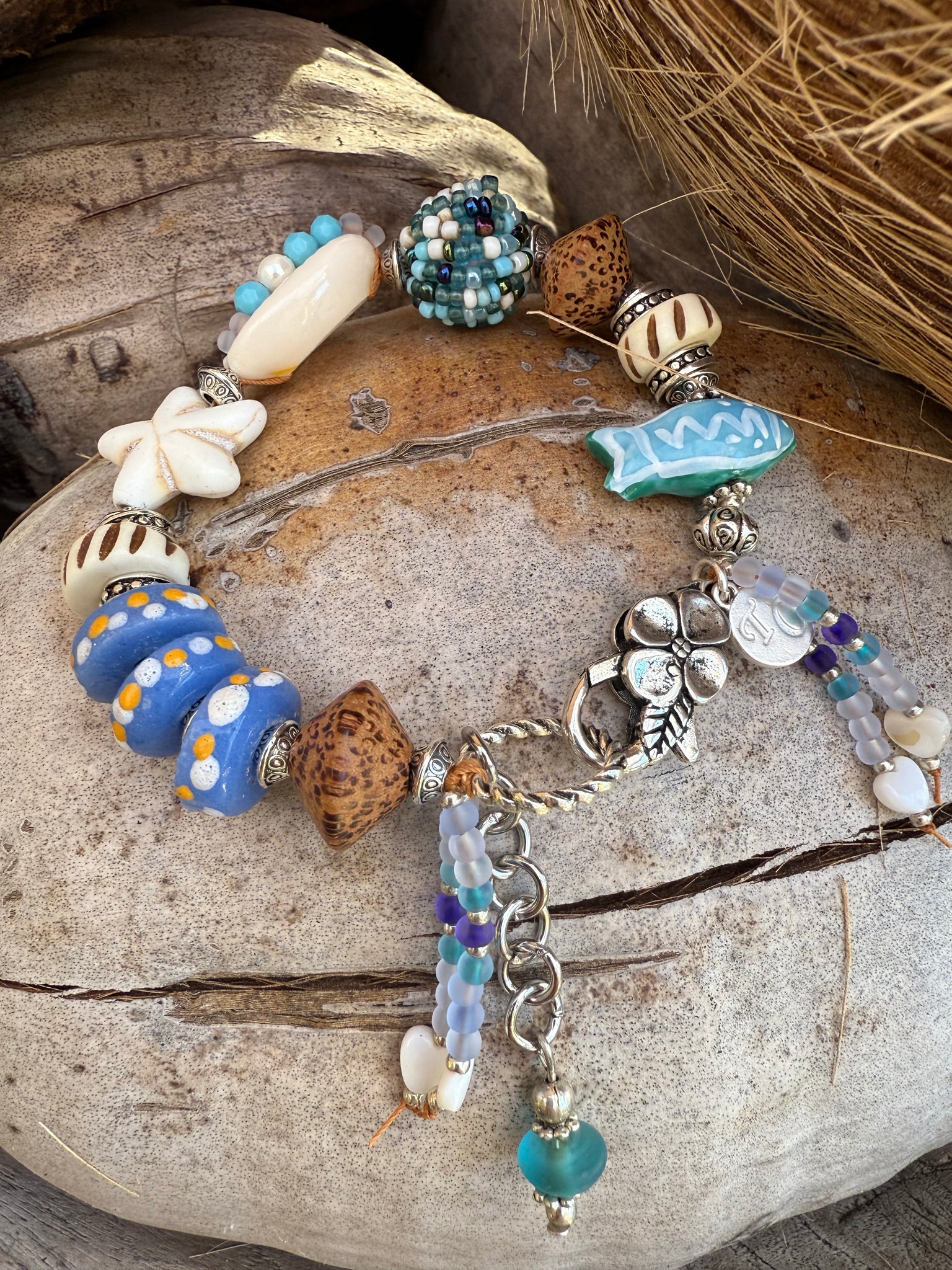 Island Ocean Cowrie Bracelet
