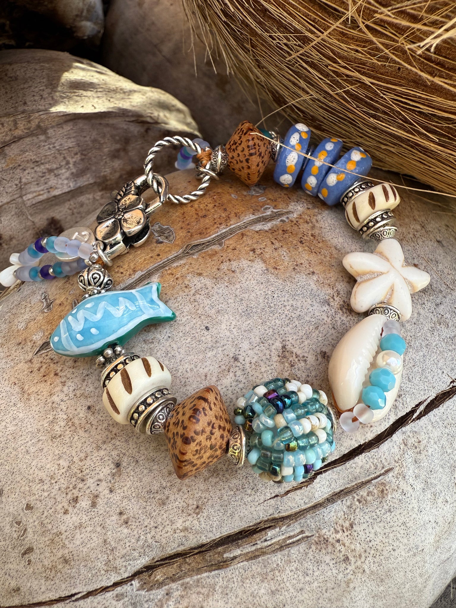 Island Ocean Cowrie Bracelet
