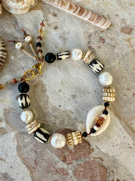 Tribal Coastal Pearl Bracelet